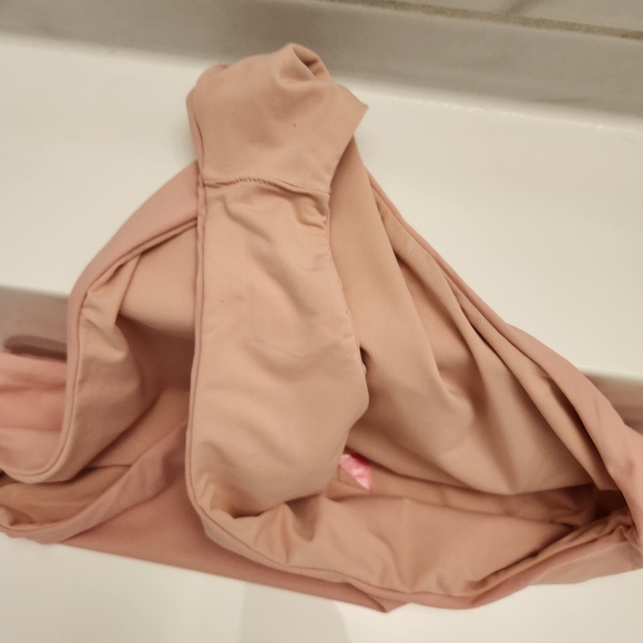 Farm Rio Rose Bikini Bottoms NWOT - Picture 6 of 10